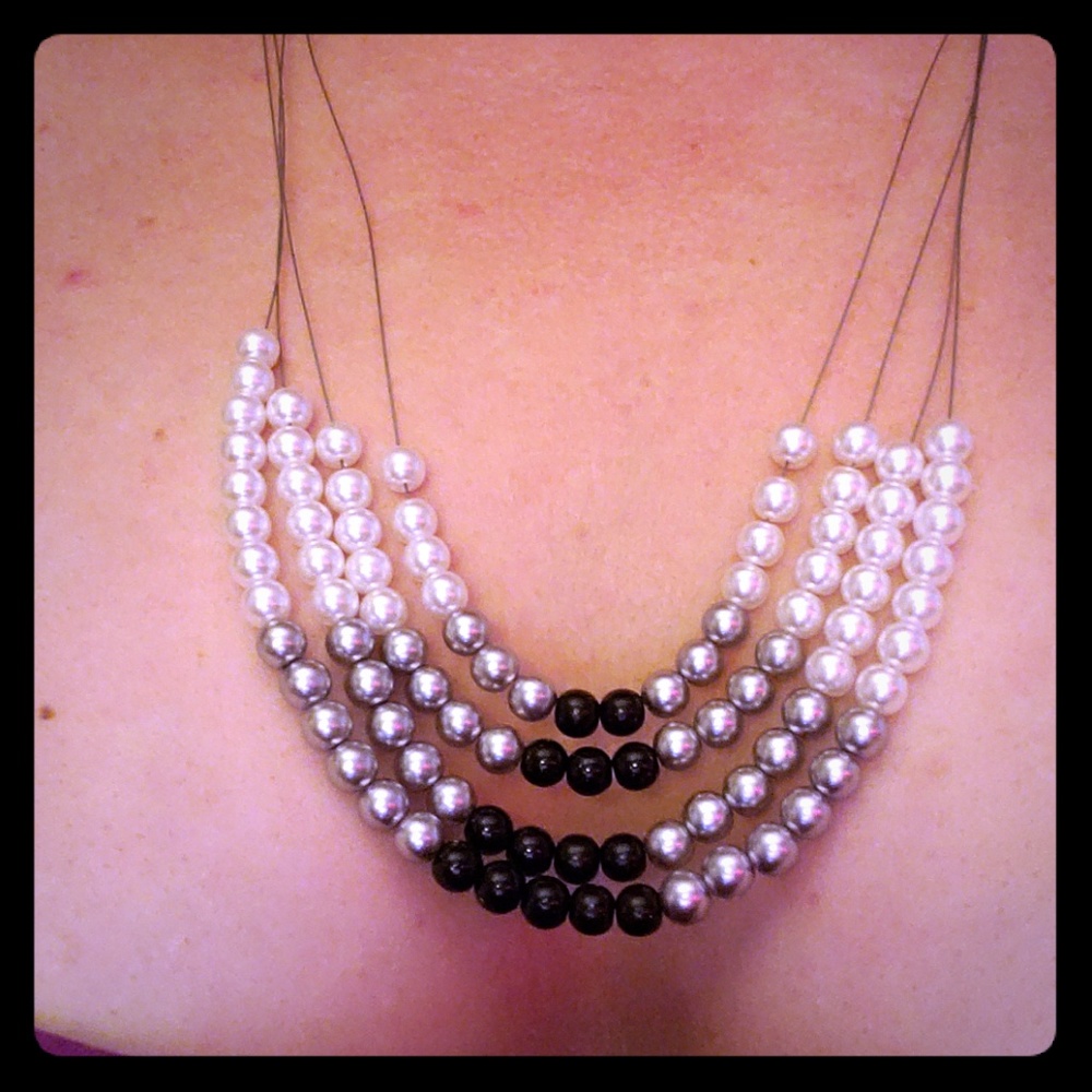 Beaded necklace